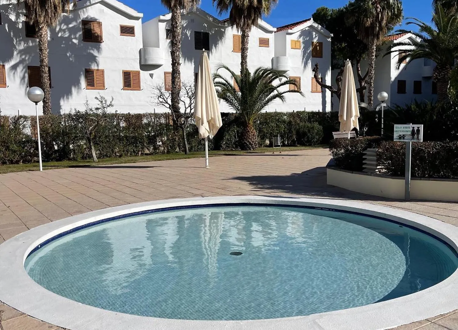 Punta Prima Y Vistas Piscina Appartement La Pineda Spanje