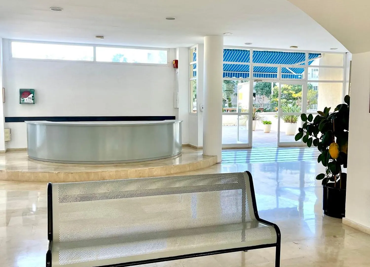 Punta Prima Y Vistas Piscina Appartement La Pineda